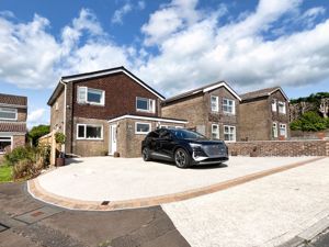 Photo 1- click for photo gallery